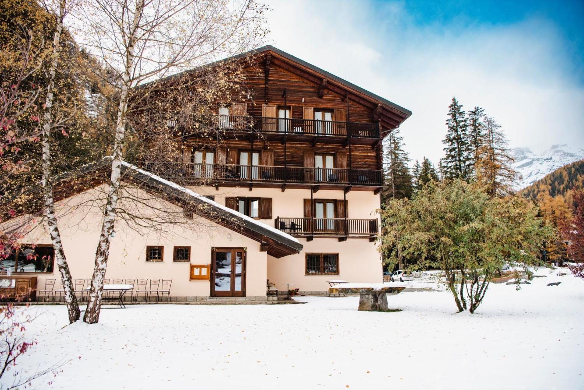 Alpine Forest Hotel Champoluc Kültér fotó