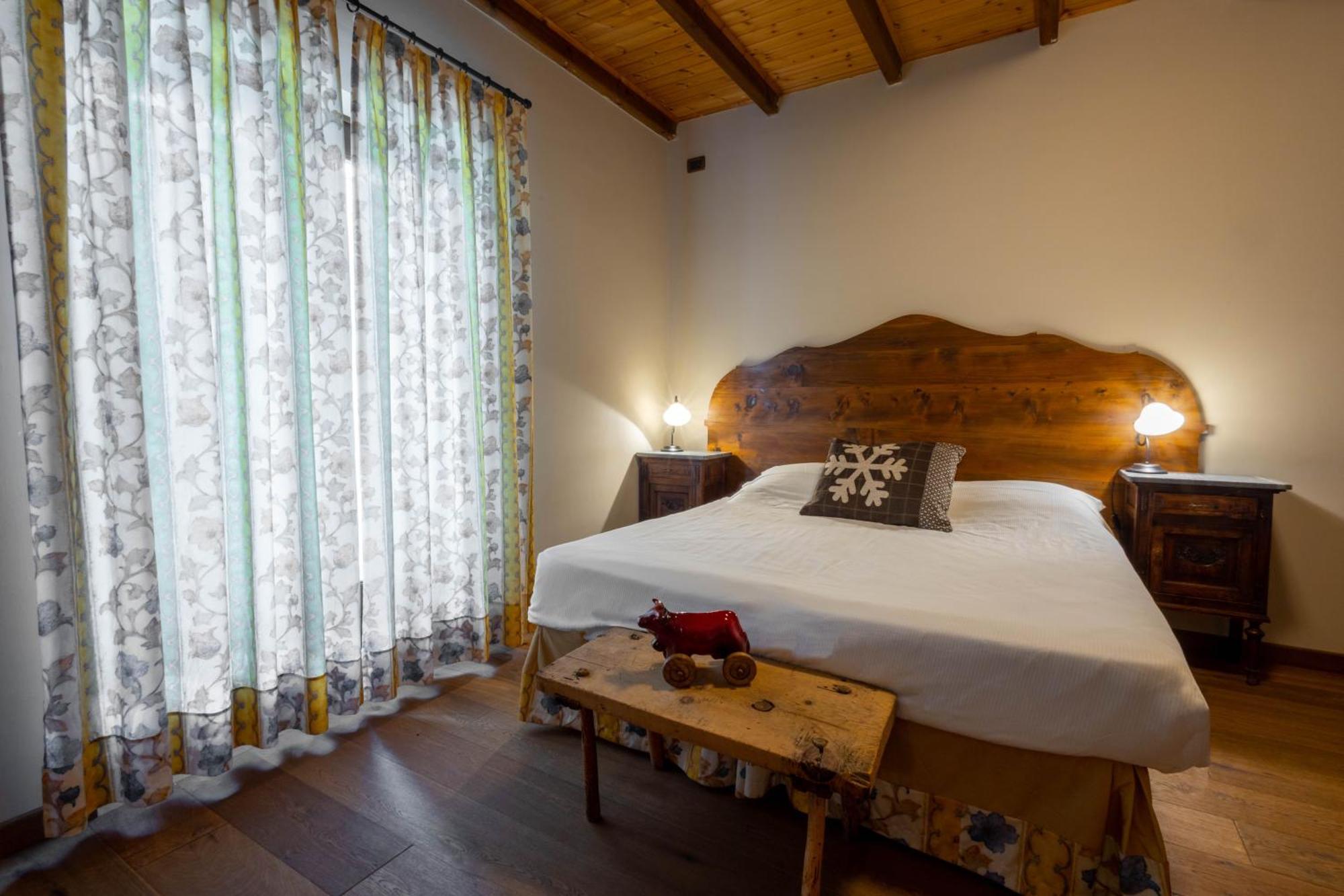 Alpine Forest Hotel Champoluc Kültér fotó