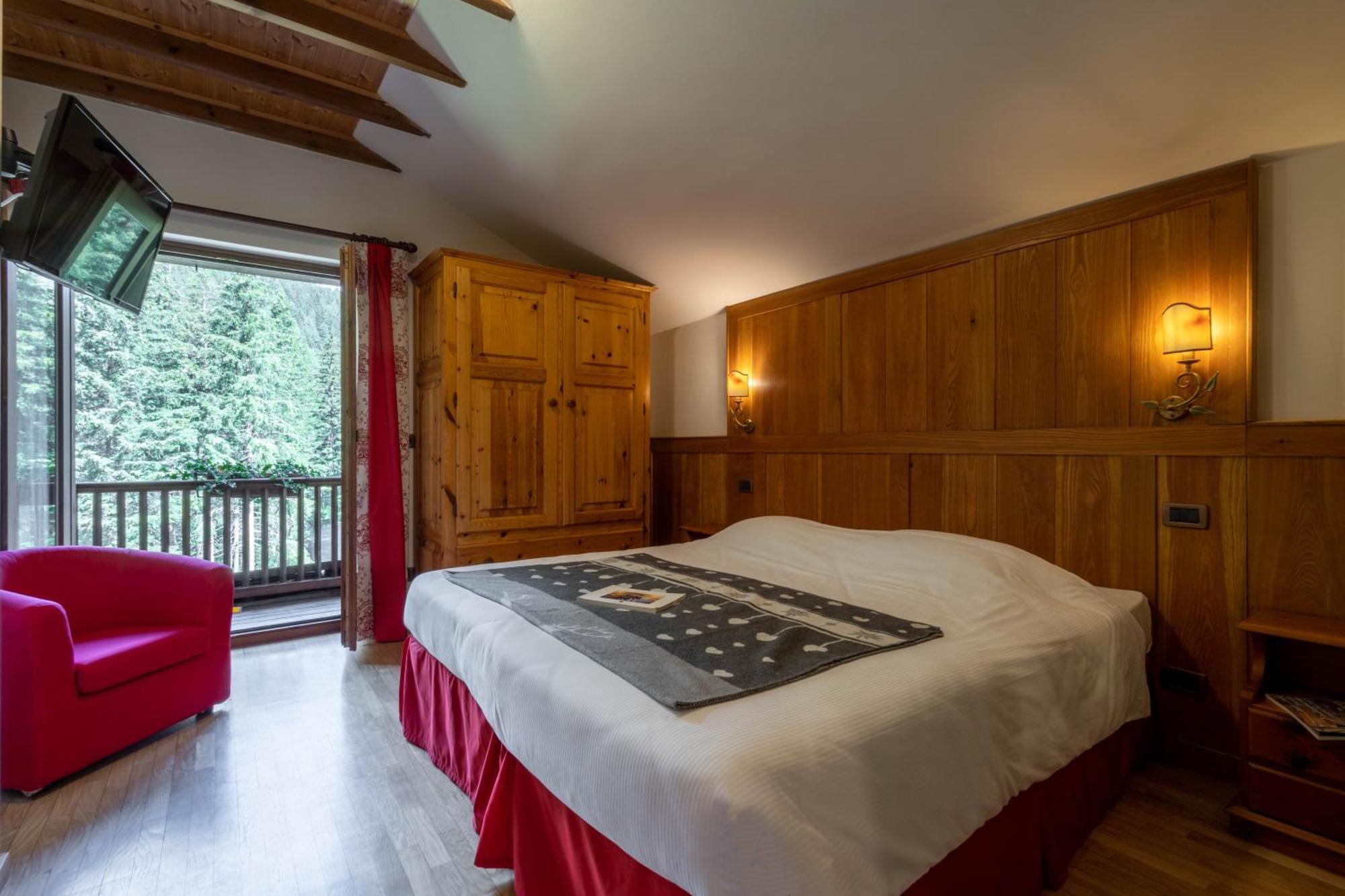 Alpine Forest Hotel Champoluc Kültér fotó