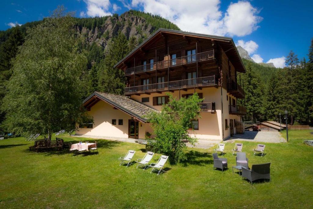 Alpine Forest Hotel Champoluc Kültér fotó
